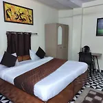 Hotel Niketan - Chanakyapuri